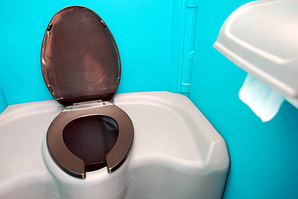 Best Luxury portable toilet rental  in Bellevue, IA
